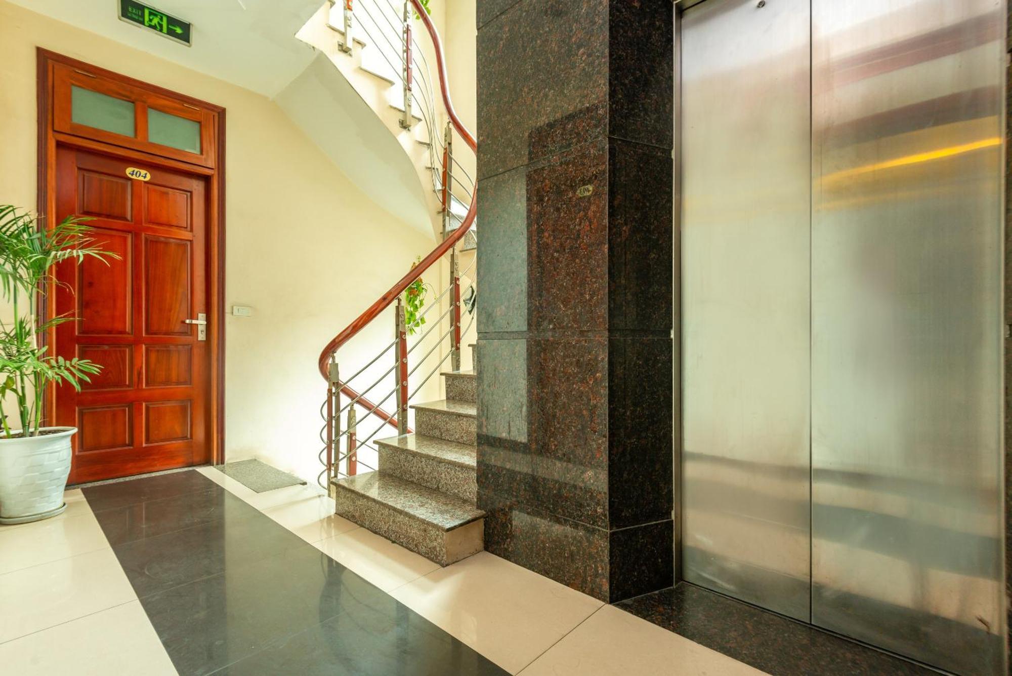 Oyo 887 Star Hotel Ανόι Εξωτερικό φωτογραφία